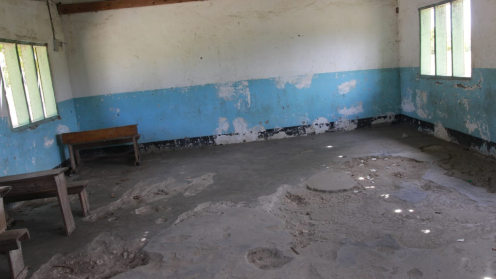 Funguni Primary School Class before renovation